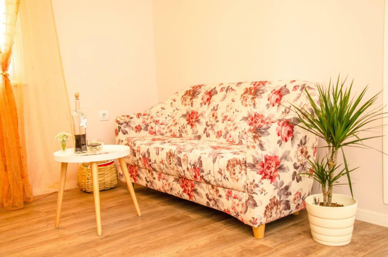 Suite By The Beach Кавтат Екстериор снимка